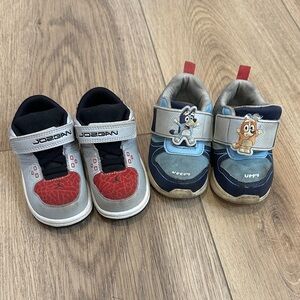 Two Pairs of Toddler Boys Shoes Size 5-6